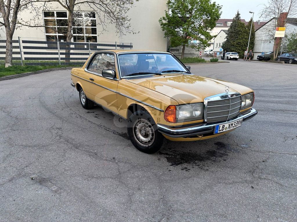 Mercedes-Benz C 230 1979