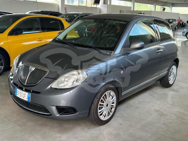 Lancia Ypsilon 2010