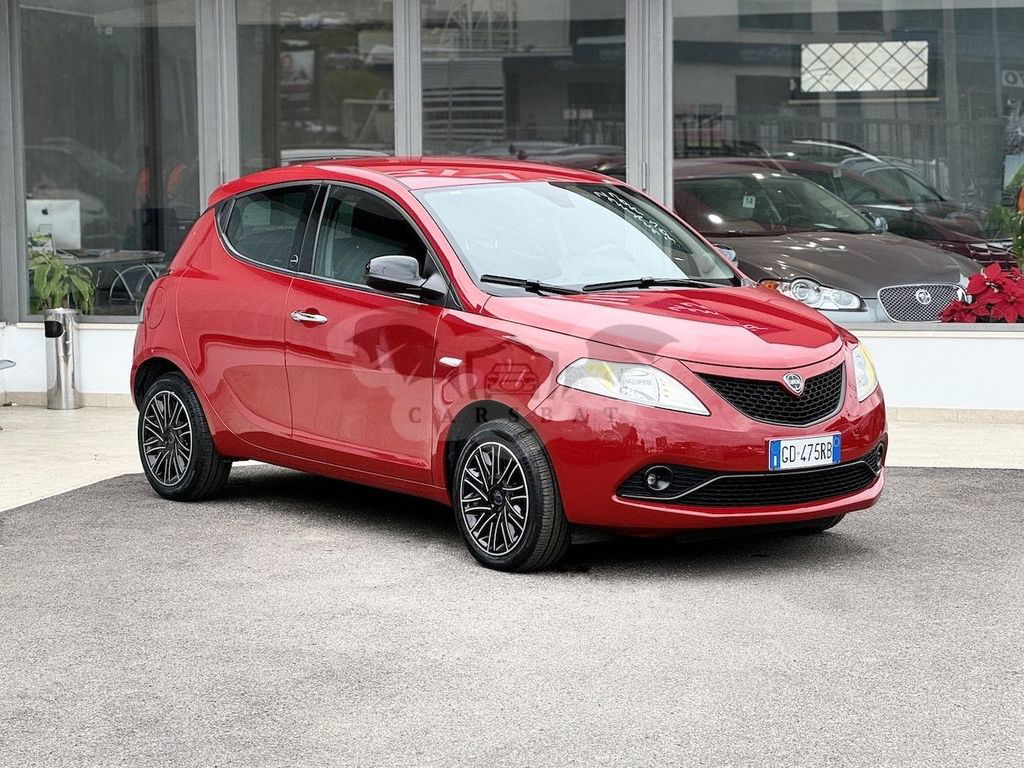 Lancia Ypsilon 2020
