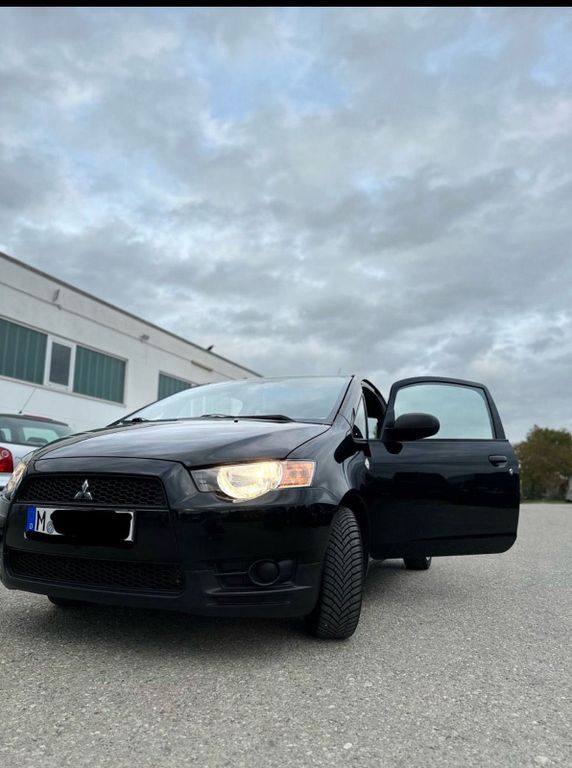 Mitsubishi Colt 2010