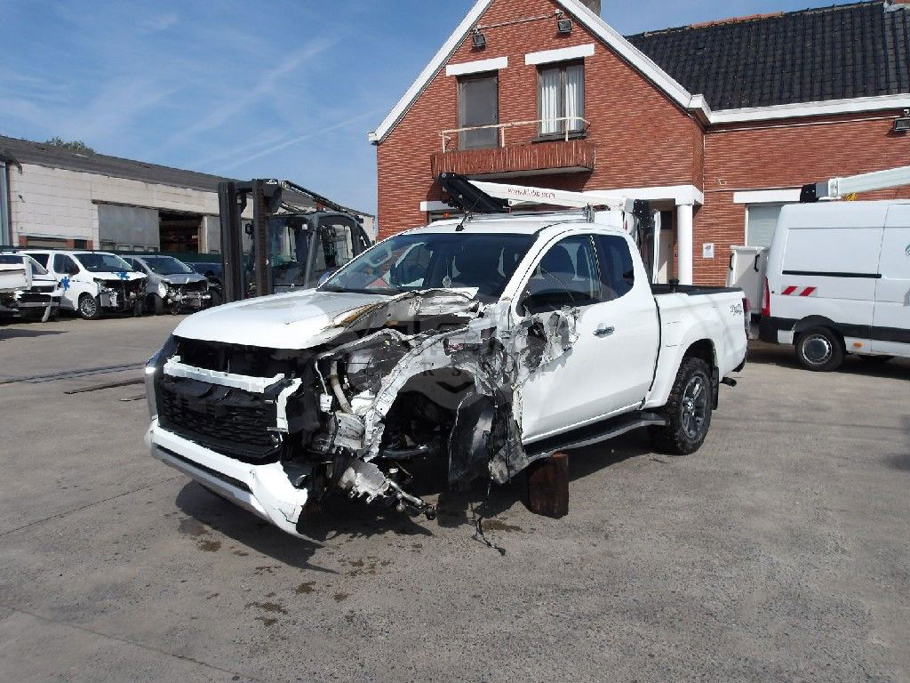 Mitsubishi L200 2021