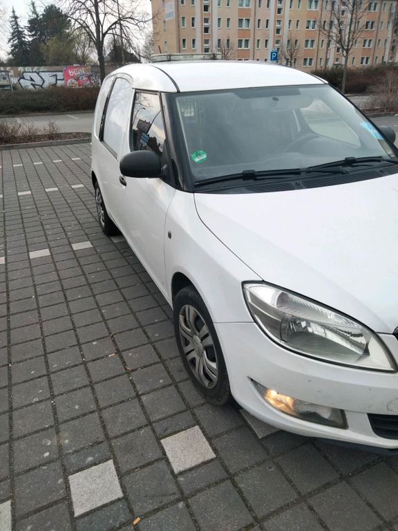 Skoda Praktik 2015