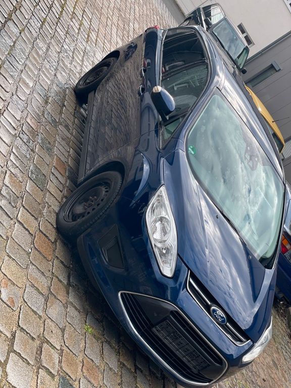 Ford Grand C-Max 2013