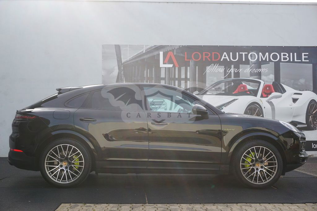 Porsche Cayenne 2022