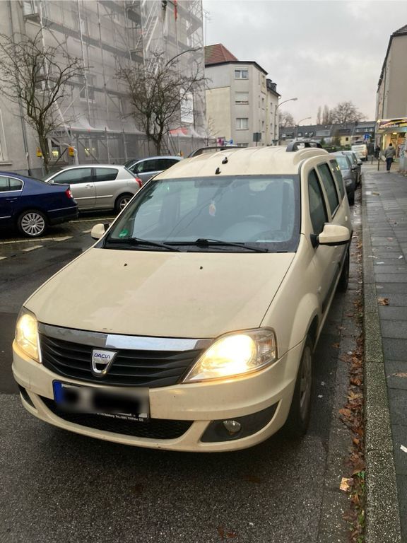 Dacia Logan 2011