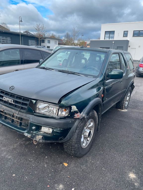 Opel Frontera 1998