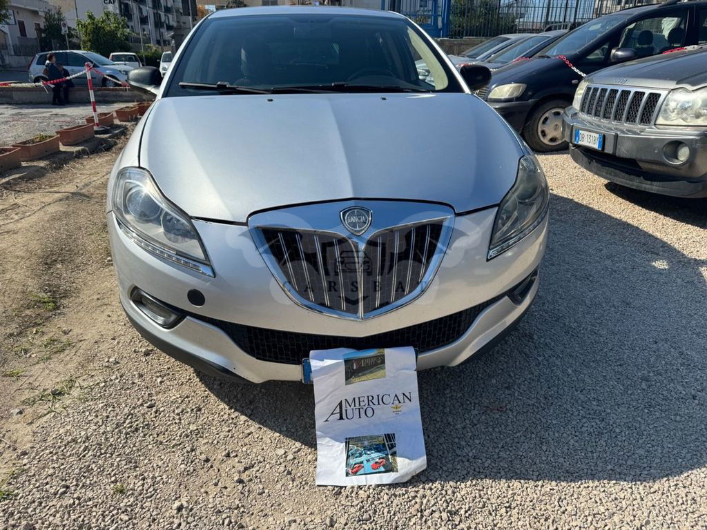 Lancia Delta 2011
