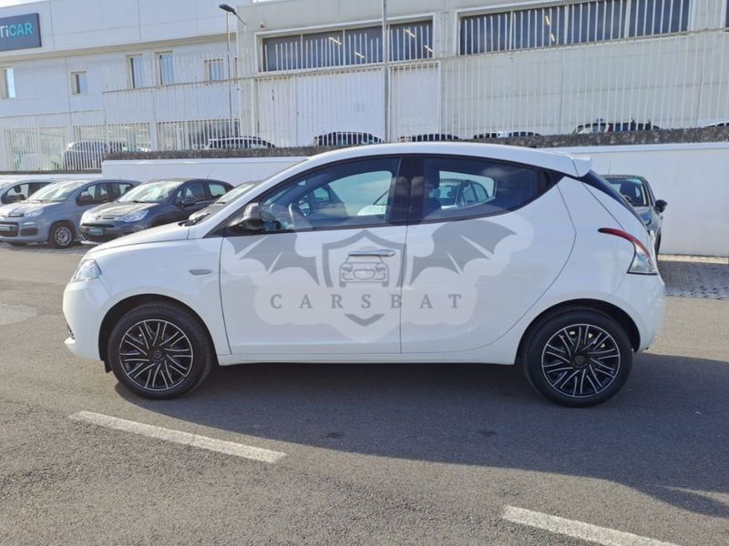 Lancia Ypsilon 2022