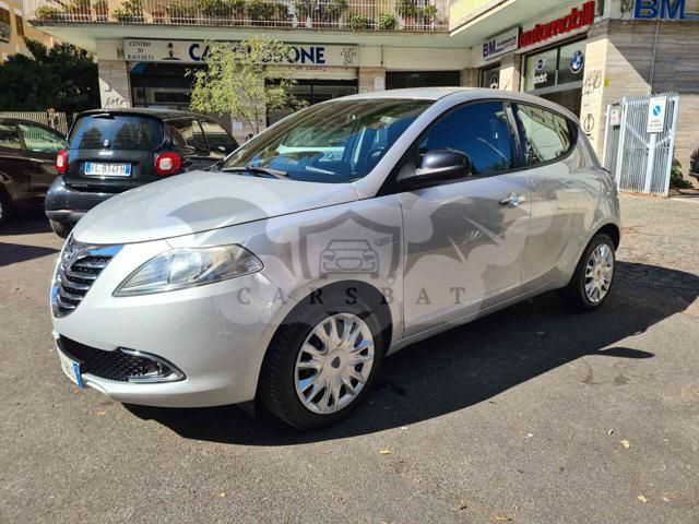Lancia Ypsilon 2011