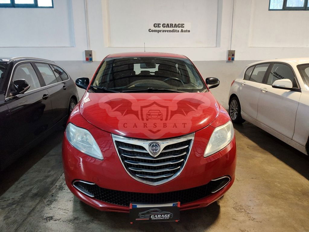 Lancia Ypsilon 2012