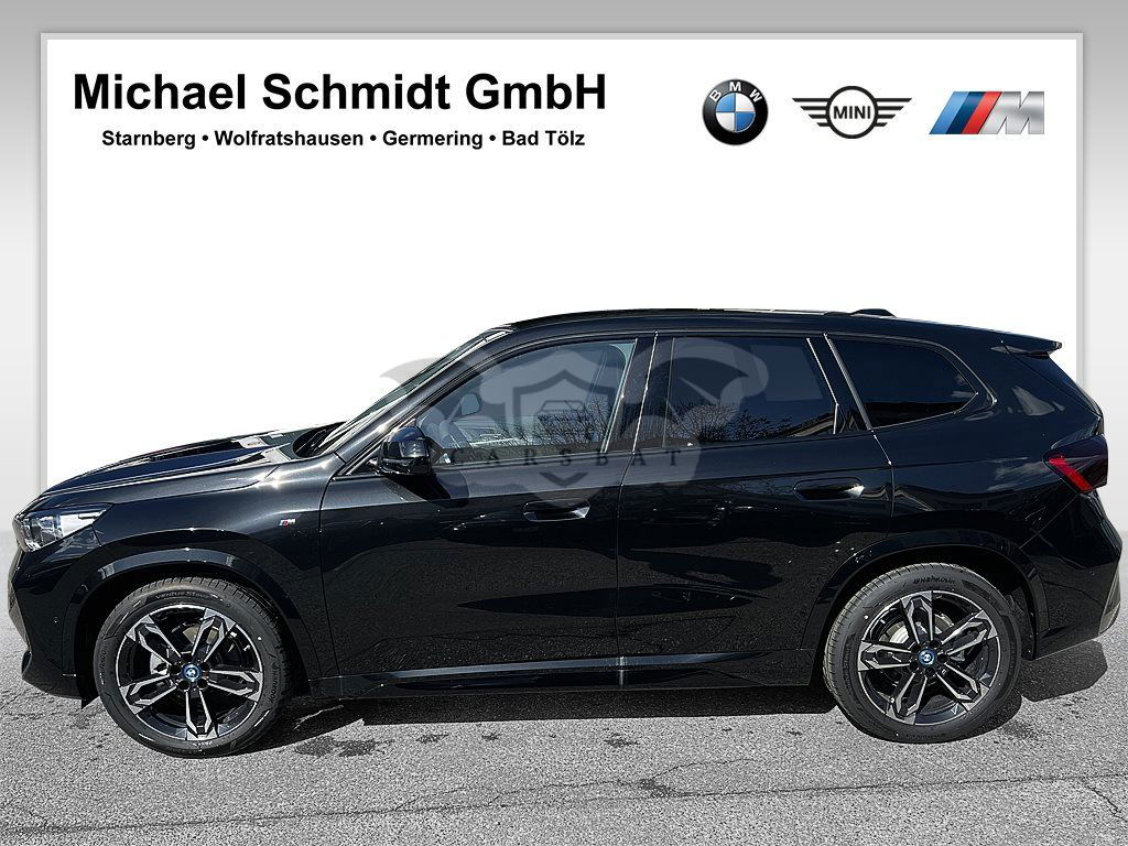 BMW iX1 2024