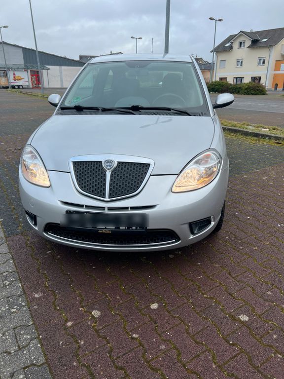 Lancia Ypsilon 2008