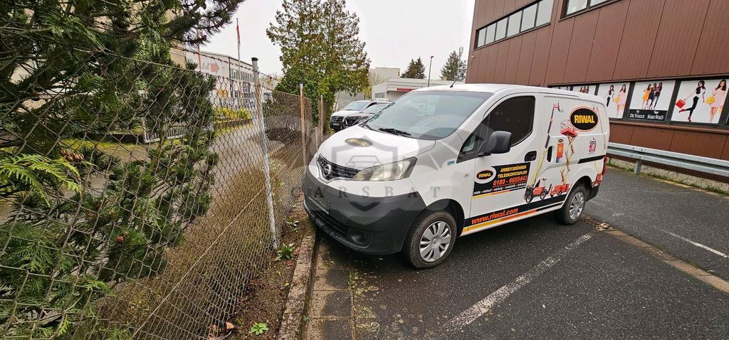Nissan NV200 2012