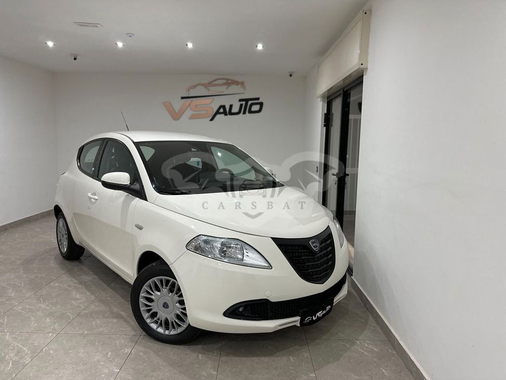 Lancia Ypsilon 2015