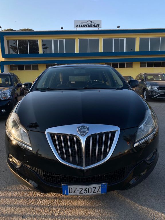 Lancia Delta 2010