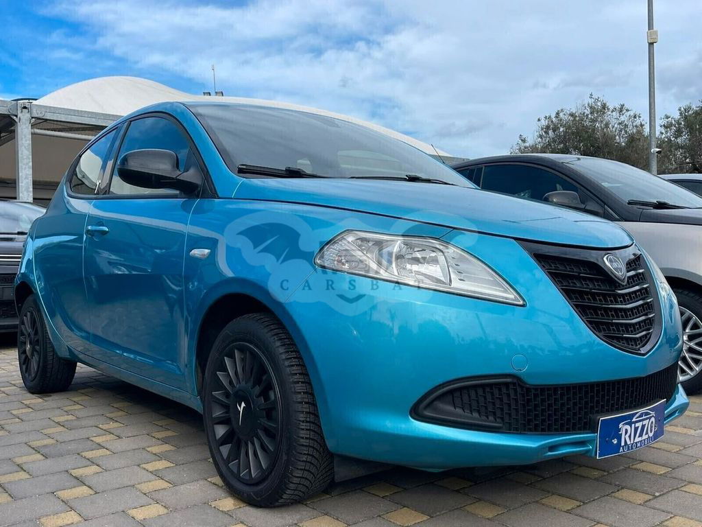 Lancia Ypsilon 2015