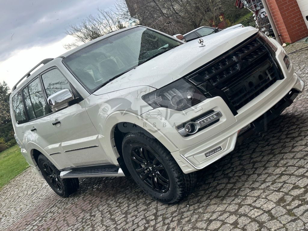 Mitsubishi Pajero 2023