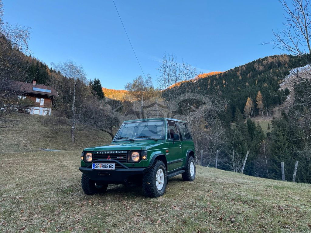 Mitsubishi Pajero 1987