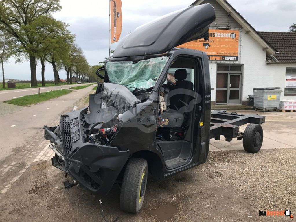 Renault Master 2021