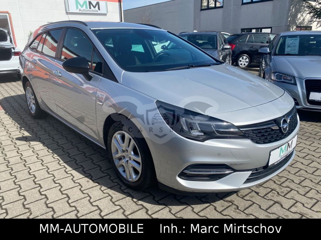 Opel Astra 2022