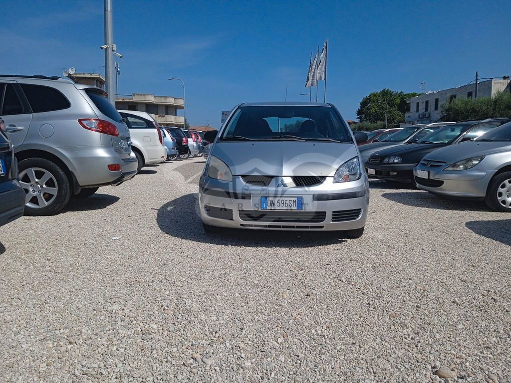 Mitsubishi Colt 2008