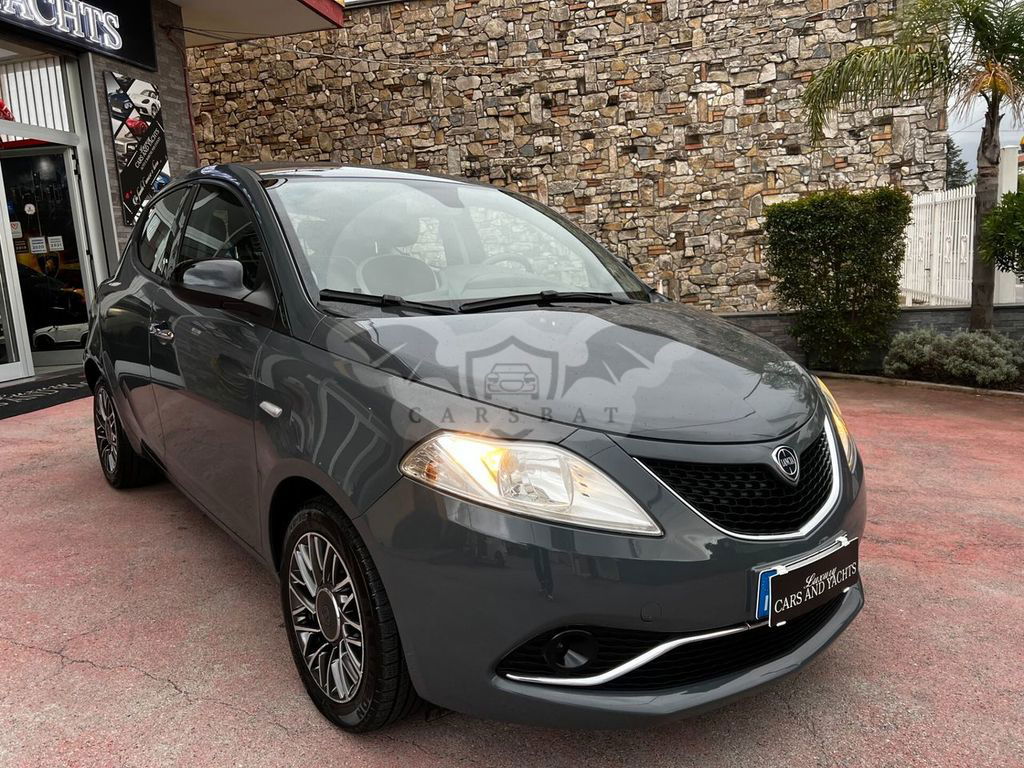 Lancia Ypsilon 2016