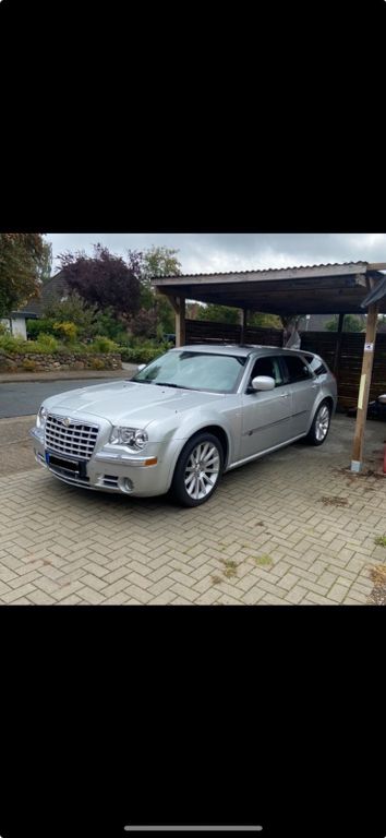 Chrysler 300C 2010