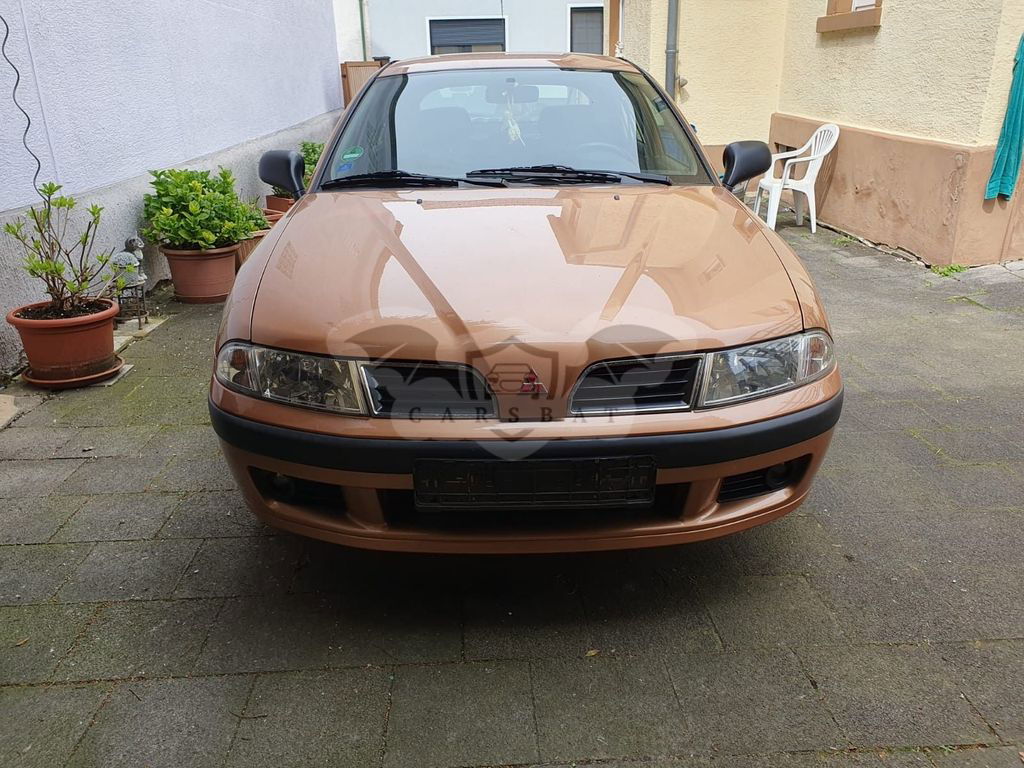 Mitsubishi Carisma 2000