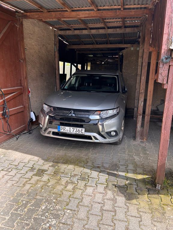 Mitsubishi Outlander 2021