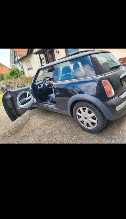 Mini One 2004