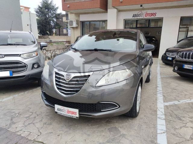 Lancia Ypsilon 2012