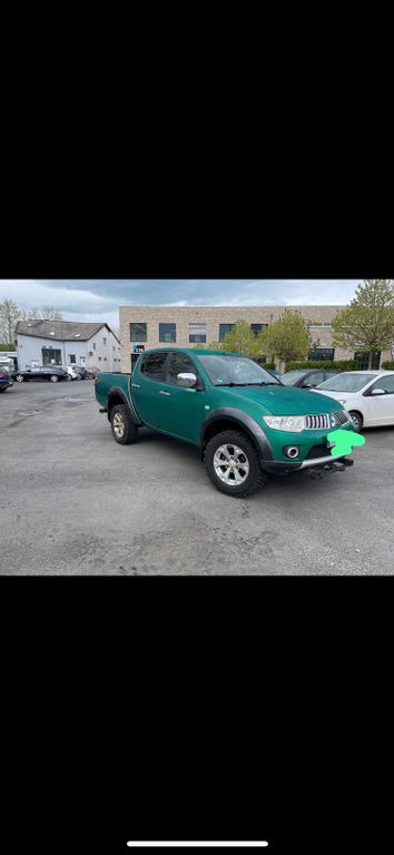 Mitsubishi L200 2013