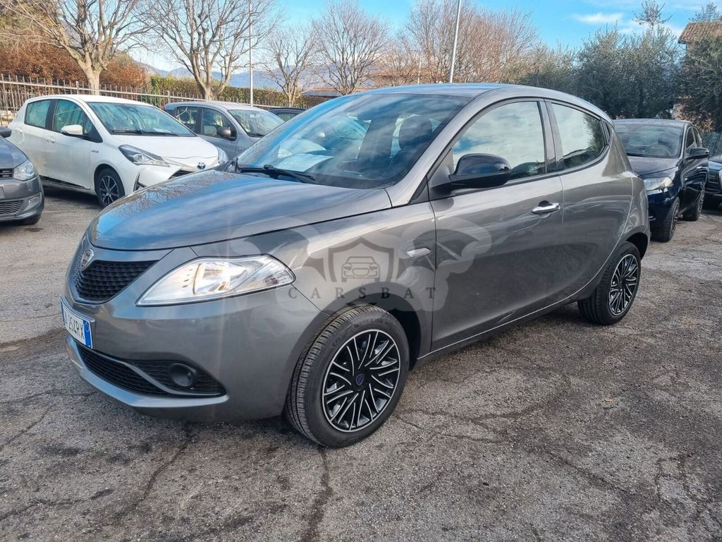 Lancia Ypsilon 2020