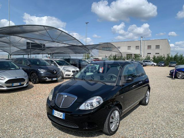 Lancia Ypsilon 2011