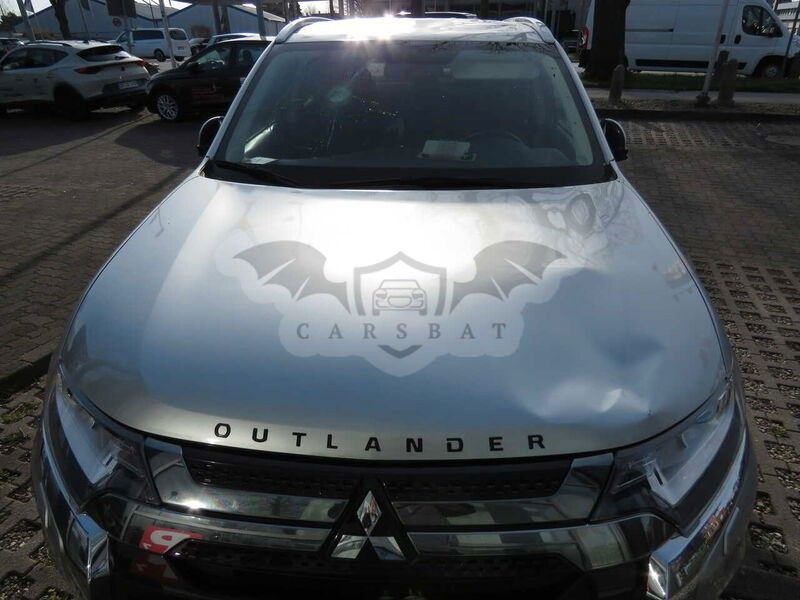 Mitsubishi Outlander 2021