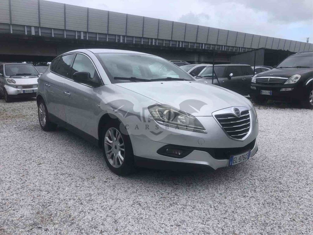 Lancia Delta 2012