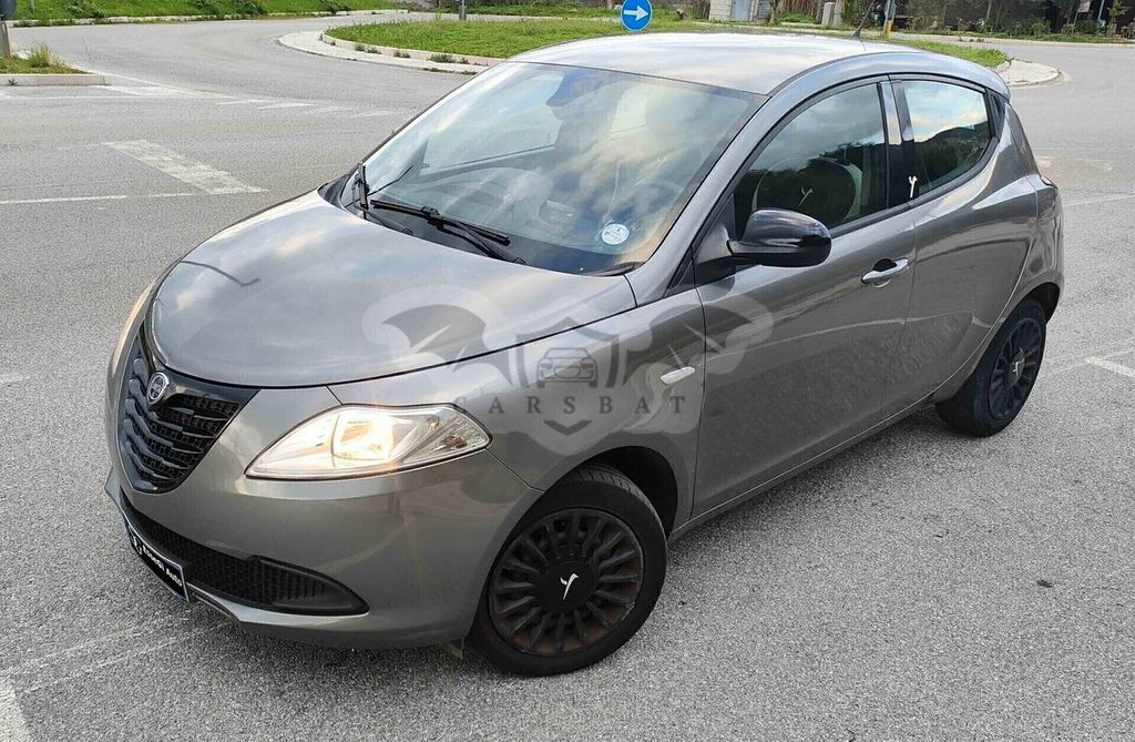 Lancia Ypsilon 2014