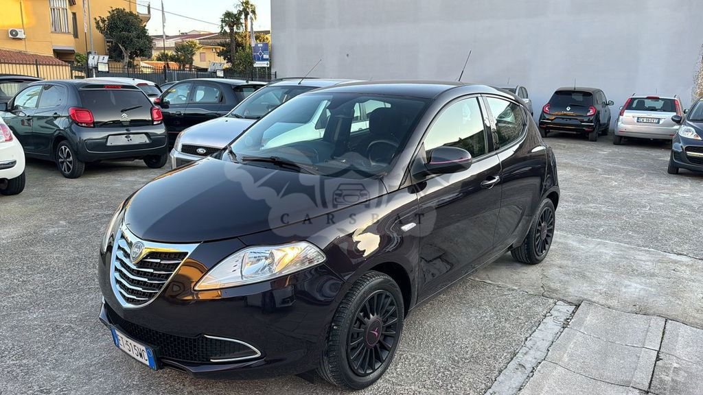 Lancia Ypsilon 2014