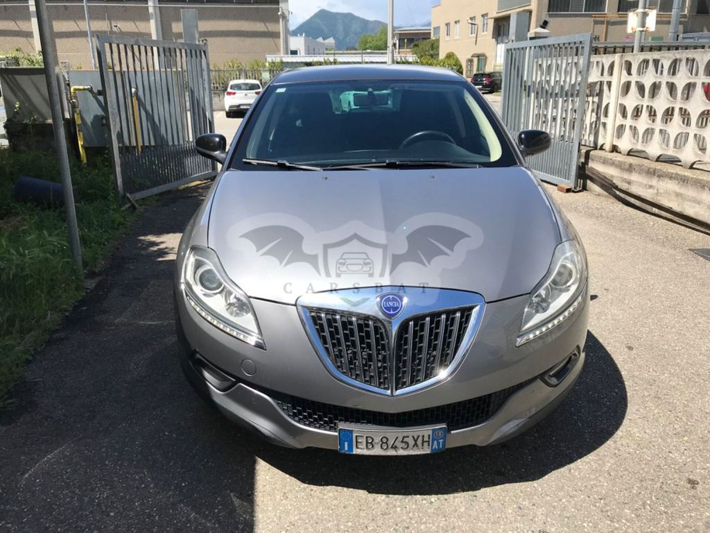 Lancia Delta 2010