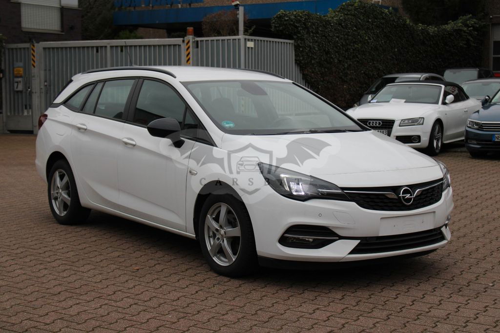 Opel Astra 2021