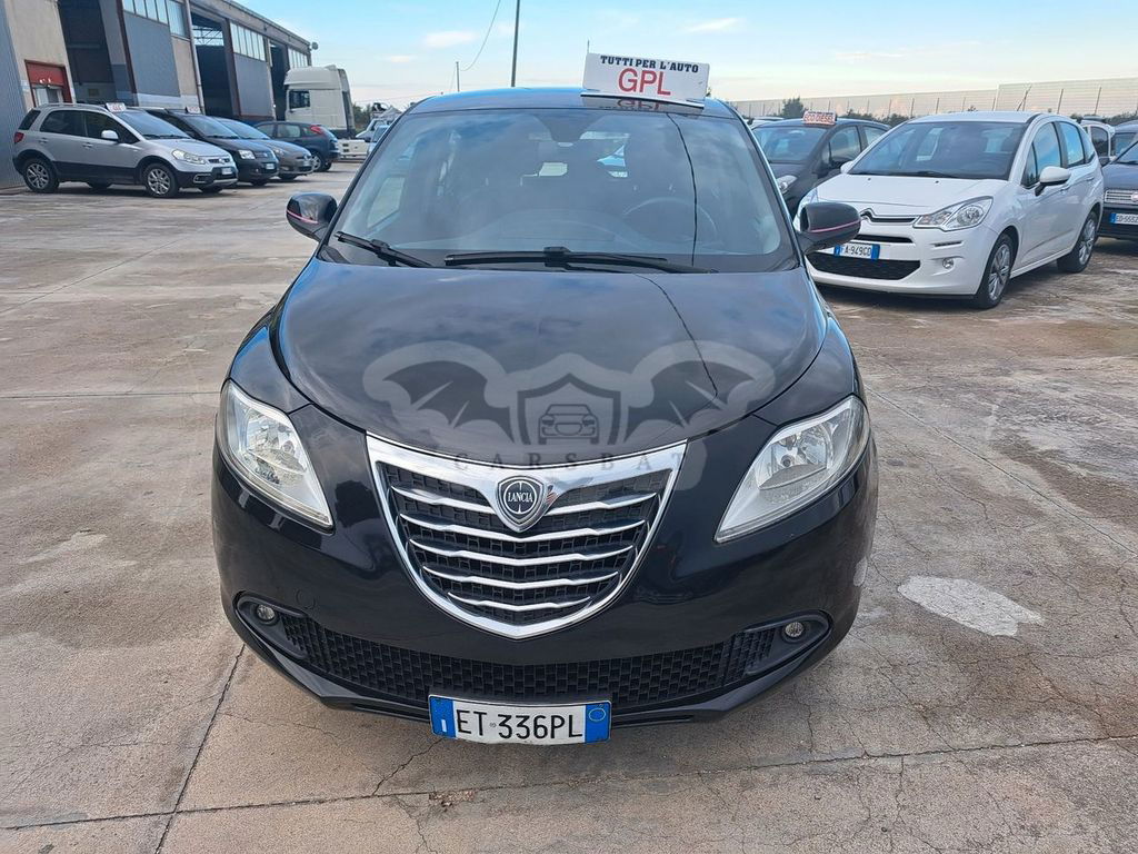 Lancia Ypsilon 2014
