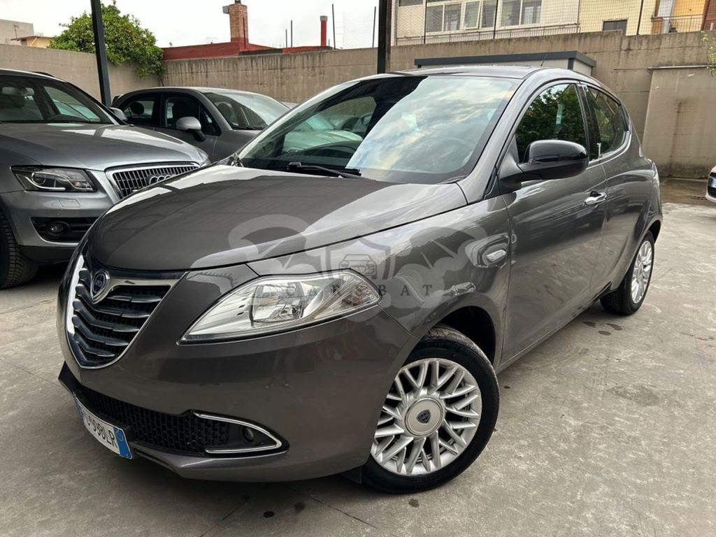 Lancia Ypsilon 2014