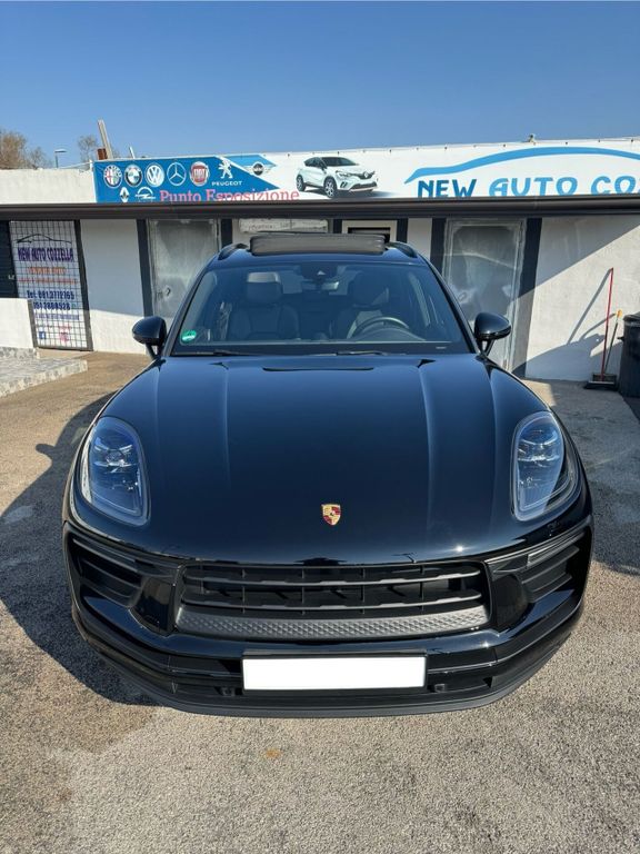 Porsche Macan 2022