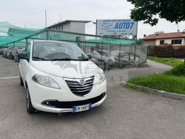 Lancia Ypsilon 2012
