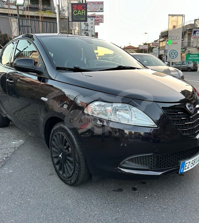 Lancia Ypsilon 2015