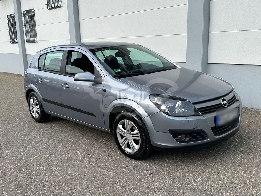 Opel Insignia 2005