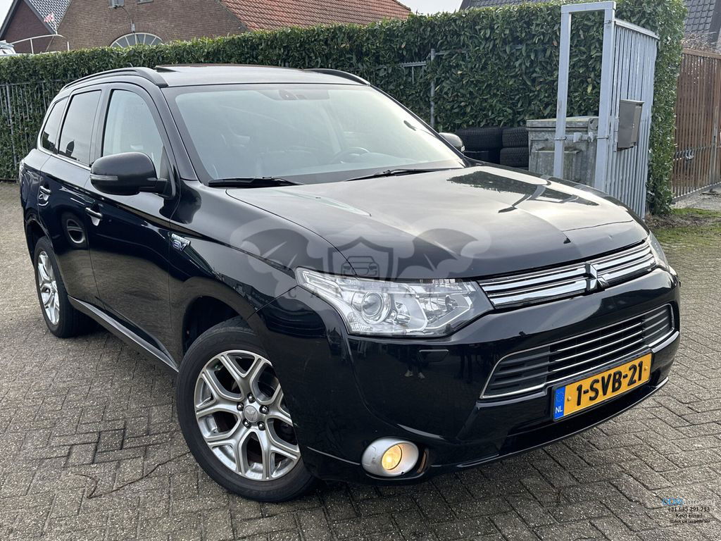 Mitsubishi Outlander 2013