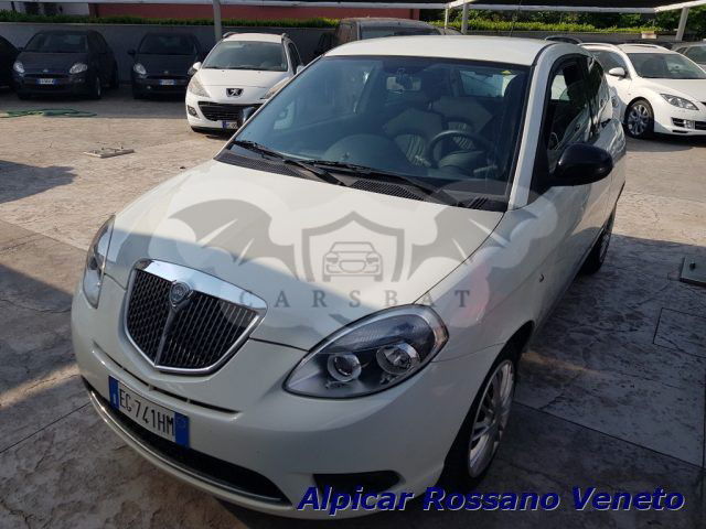 Lancia Ypsilon 2011