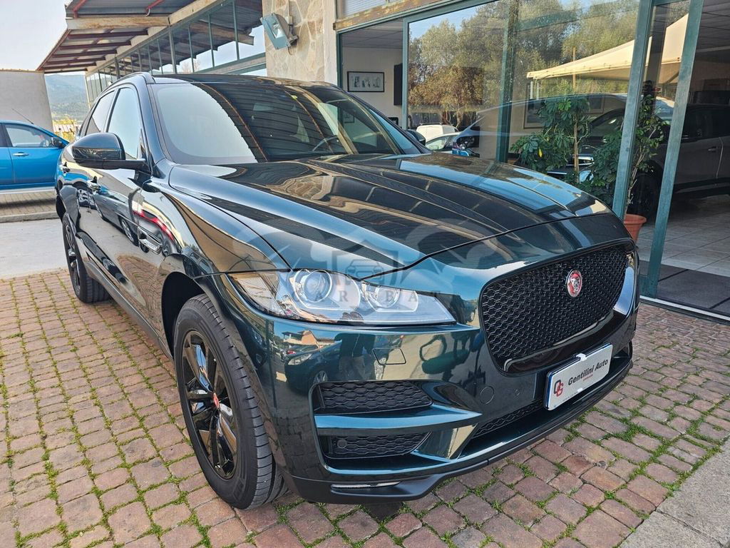 Jaguar F-Pace 2017