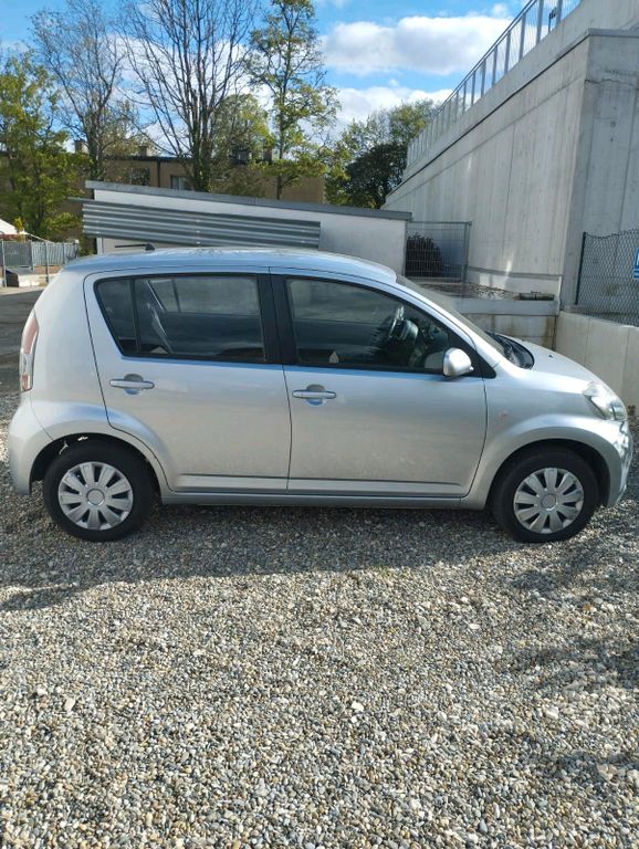 Daihatsu Sirion 2006
